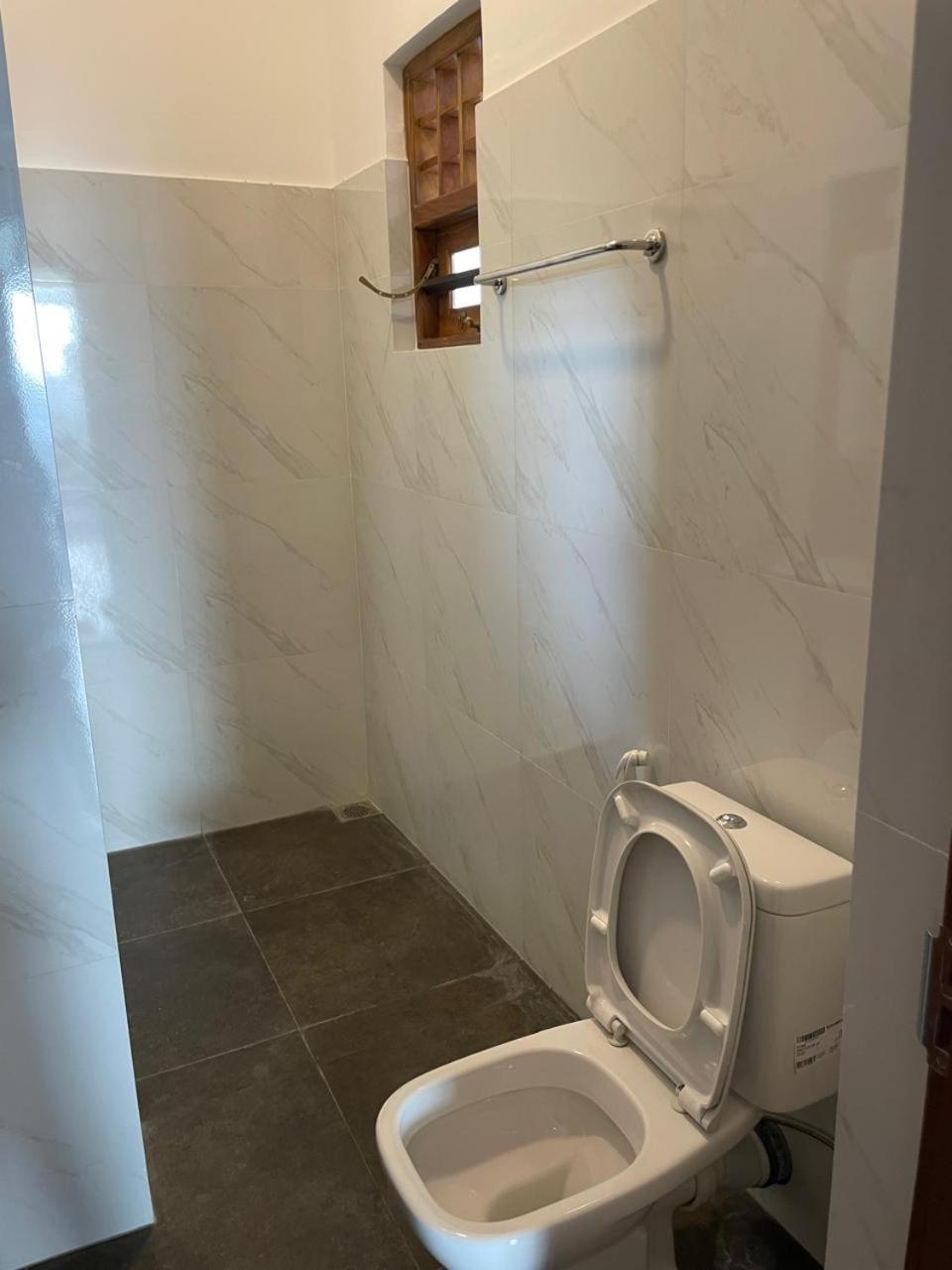 Bv Residence Тангале Екстериор снимка